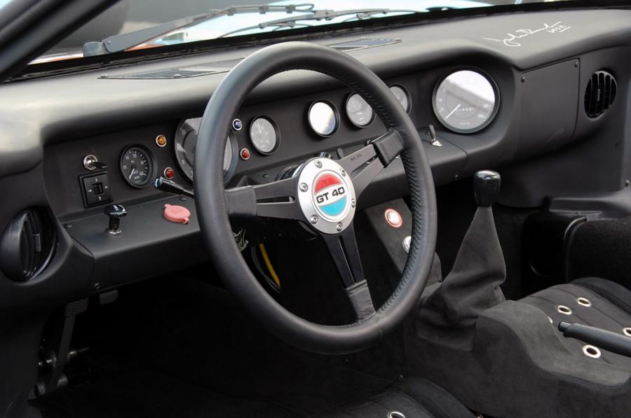  Ford GT40 Mk I Superformance 2009 года  (фото 15 из 35)